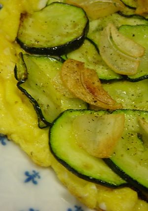 にんにく風味ズッキーニオムレツ-レシピのメイン写真