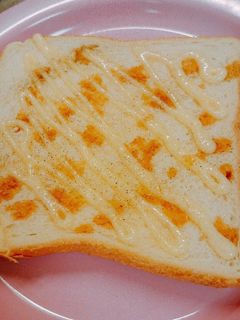朝食に!簡単・時短☆マヨ醤油トースト☆-レシピのメイン写真