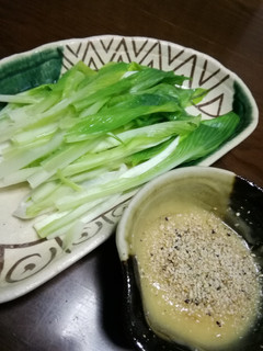 うるいとごま酢味噌-レシピのメイン写真