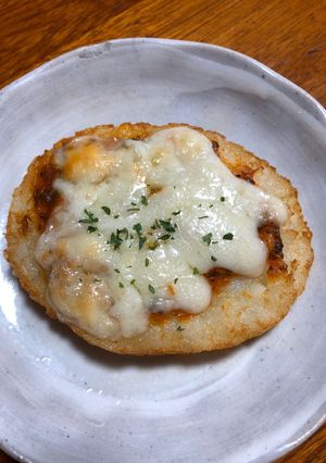 冷凍ハッシュドポテトでピザ-レシピのメイン写真