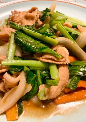 シンプル美味しい！小松菜と豚肉の中華炒め-レシピのメイン写真