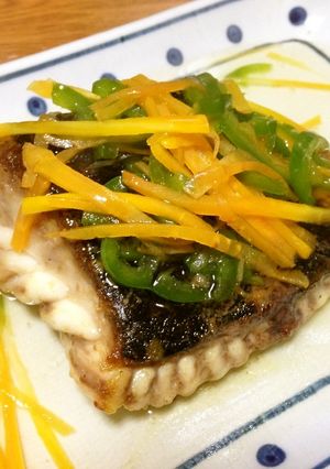 アカエイのカリカリ焼きピーマンあんかけ-レシピのメイン写真