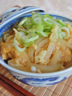 速攻丼ぶり朝ごはんにも☆天かす玉子丼-レシピのメイン写真