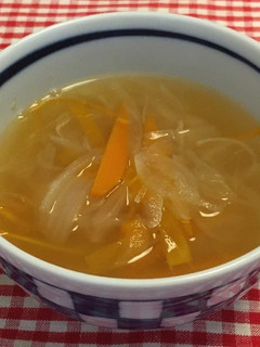 玉ねぎとニンジンのスープ-レシピのメイン写真