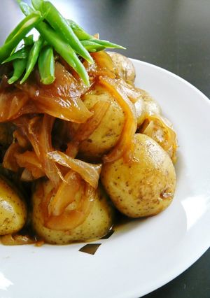○新じゃがと玉ねぎの煮物○-レシピのメイン写真