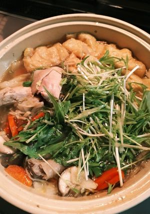 生姜たっぷり丸鶏ぶつ切りの水炊き-レシピのメイン写真