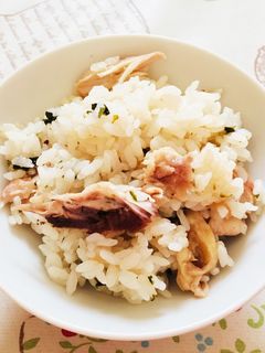 お吸い物で作る炊き込みご飯-レシピのメイン写真