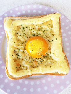 朝ごはんに!マヨ玉チーズパン-レシピのメイン写真