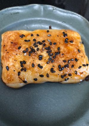 黒ごまと甘醤油のお餅-レシピのメイン写真