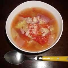 รูปของ 夏野菜たっぷりのあったかスープ