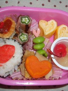 キャラ弁?ハートいっぱい弁当-レシピのメイン写真