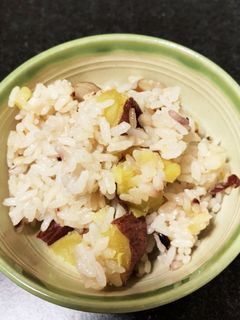 さつまいもの洋風炊き込みご飯-レシピのメイン写真