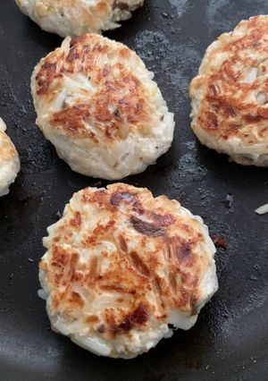 鶏ひき肉のもやしハンバーグ-レシピのメイン写真