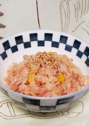桜色の小海老とコーンの炊き込みご飯♪-レシピのメイン写真
