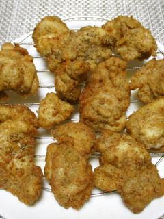 おひとりさまの米粉厚付け鶏の唐揚げ-レシピのメイン写真