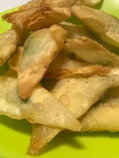 ツナとアボカドの揚げワンタン♪♪-レシピのメイン写真