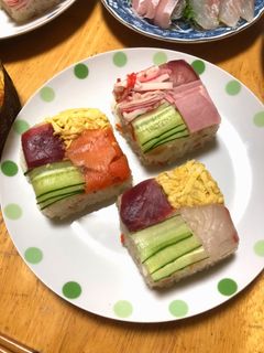 すしケーキ(簡単押し寿司)-レシピのメイン写真