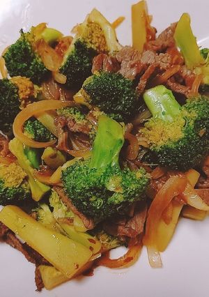 ブロッコリーと牛肉の豆板醤炒め-レシピのメイン写真