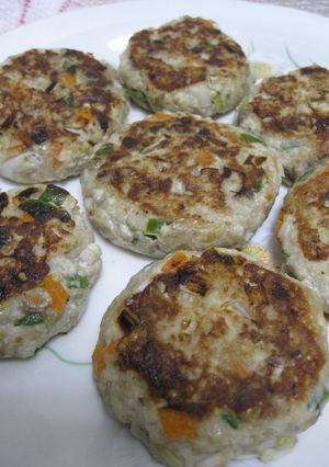 栄養満点♪　いわしと豆腐のハンバーグ-レシピのメイン写真