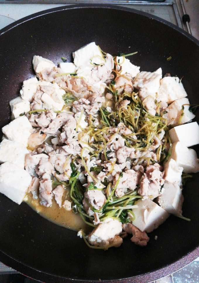 ☆豆苗と豆腐のジェノベーゼ炒め☆-レシピのメイン写真
