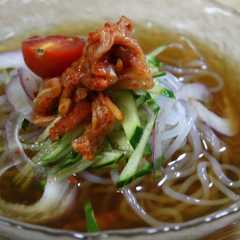 รูปของ 韓国風・糸こん冷麺