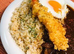 ビックリ仰天！カレーライスにエビ天-レシピのメイン写真