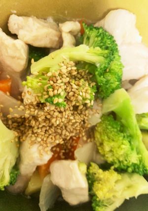 全てレンジ胸肉根菜の生姜スープ蒸し煮-レシピのメイン写真