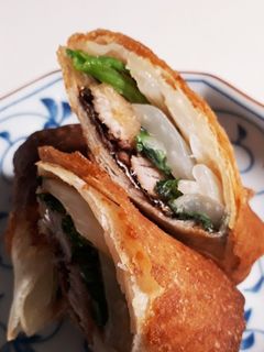 鰯の蒲焼きと玉ねぎの春巻き☆味変レシピ-レシピのメイン写真