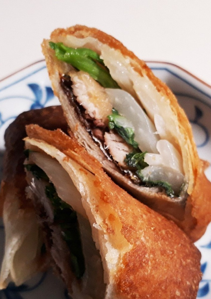 鰯の蒲焼きと玉ねぎの春巻き☆味変レシピ-レシピのメイン写真