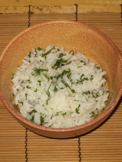 シソの葉の塩漬けで美味しいご飯-レシピのメイン写真