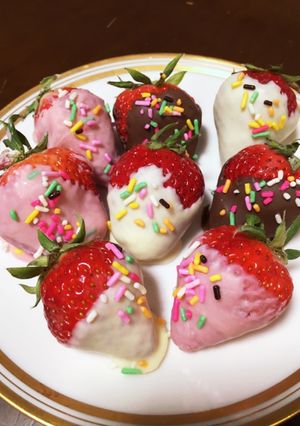 バレンタイン 簡単 いちごチョコ-レシピのメイン写真