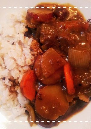 市販ルウで！さつまいものビーフシチュー-レシピのメイン写真