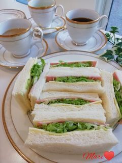 ハム+レタス+チーズのサンドイッチ-レシピのメイン写真