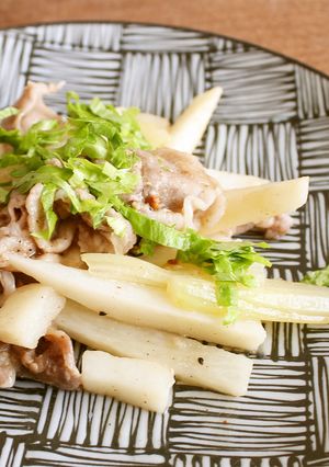 ノンオイル！豚肉セロリ長芋のヘルシー炒め-レシピのメイン写真