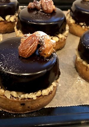 キャラメルバナナのチョコムースタルト-レシピのメイン写真
