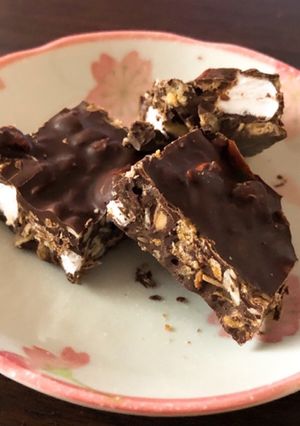混ぜて冷やすだけ！グラノーラチョコ-レシピのメイン写真