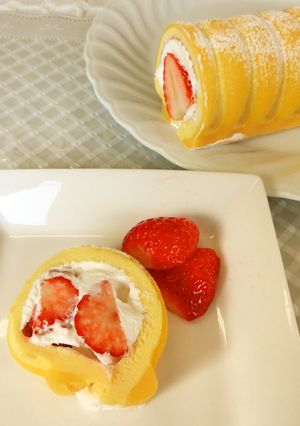いちごのロールケーキ-レシピのメイン写真