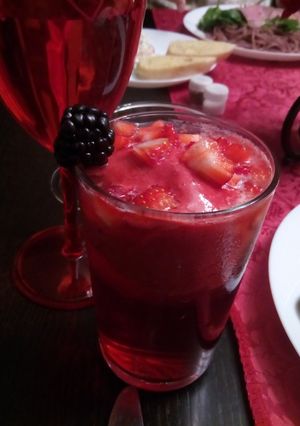 バレンタインの赤いベリードリンク-レシピのメイン写真