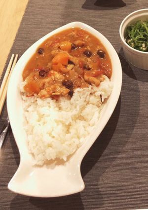 電気圧力鍋で簡単！レーズン入チキンカレー-レシピのメイン写真