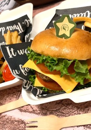 ボリュームたっぷり!!ハンバーガー-レシピのメイン写真