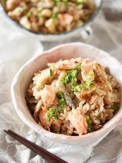 鮭と大豆の炊き込みご飯【冷凍・作り置き】-レシピのメイン写真