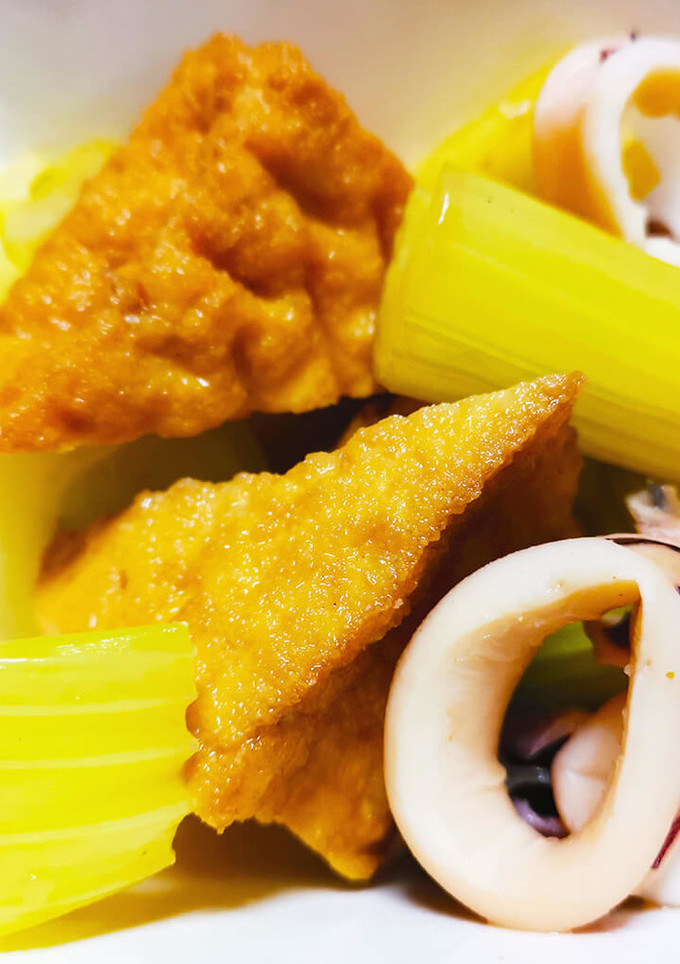 セロリとイカと厚揚げの煮物-レシピのメイン写真