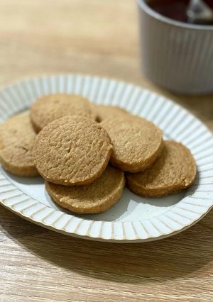 ほろ苦さがおいしい、シナモンクッキー-レシピのメイン写真