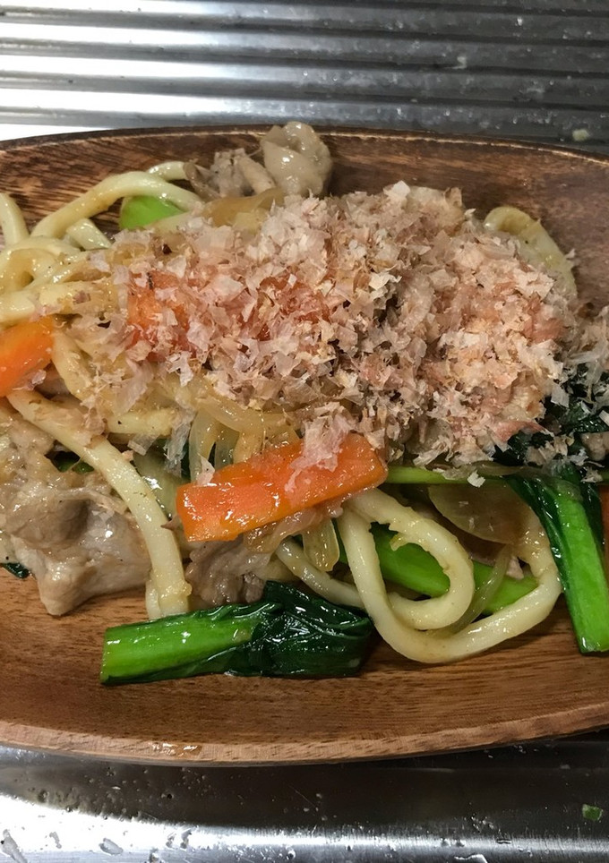マヨネーズで炒める焼きうどん-レシピのメイン写真
