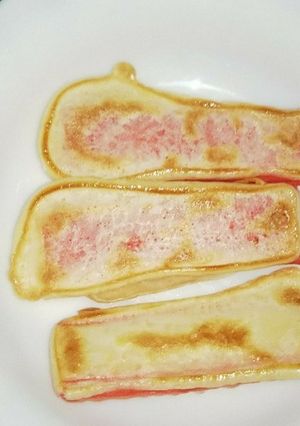 残ったお好み焼き生地でカニかま包み-レシピのメイン写真