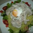 暑い夏は温玉豚しゃぶラーメンサラダ♪