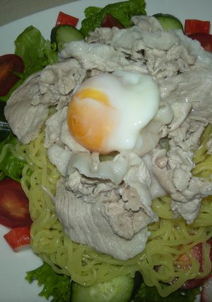 暑い夏は温玉豚しゃぶラーメンサラダ♪-レシピのメイン写真