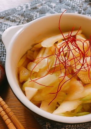 セロリ好きさん必見♡セロリのラー油ナムル-レシピのメイン写真