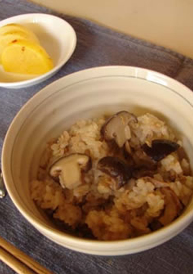 ツナ缶としいたけの炊き込みご飯-レシピのメイン写真