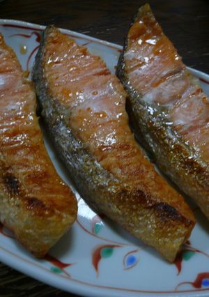 いまさらですが焼き塩鮭-レシピのメイン写真